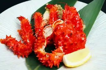 花咲がにの半身盛り