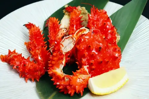 花咲がにの半身盛り