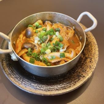 味噌炖内脏和蘑菇