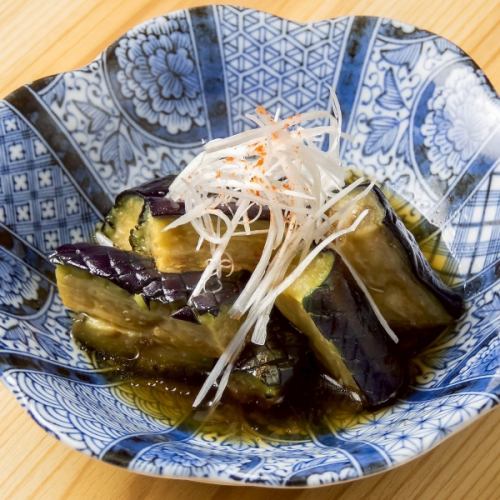 ナスの揚げ浸し/和牛すじポン酢