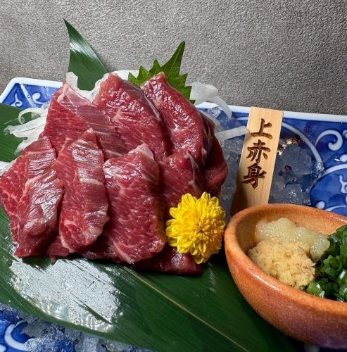馬肉の上赤身刺し