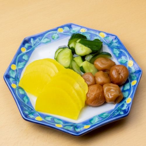 鳥皮ポン酢/漬物盛り合わせ