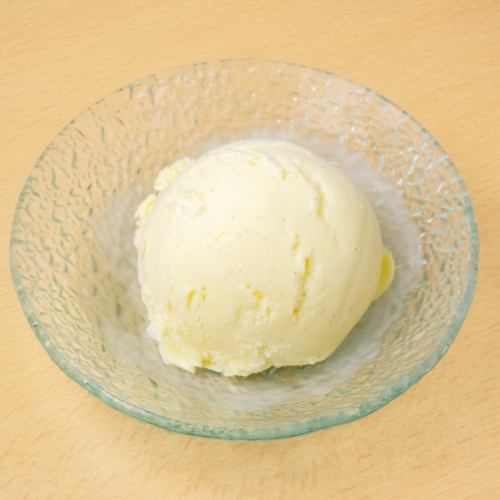 バニラアイス