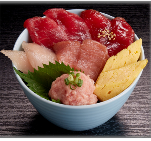 まぐろ丼