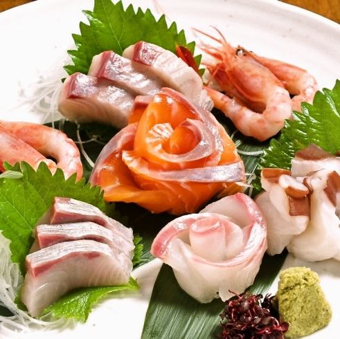 Please enjoy the fresh fish carefully selected by the owner of Tokaiya ♪
