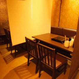 [Chiba Station] Up to 20 people can accommodate private-style table seats separated by roll curtains