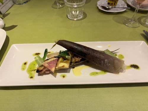 【肉料理】鹿児島県産さつま純然鶏の蒸焼き　バジル風味