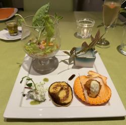 【前菜】野菜のパフェ/イカダンゴのフリット/クリームチーズと青のりのムース/じゃがいものパンケーキ