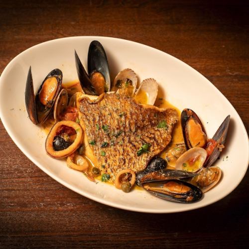 【船桥市场直送的鲷鱼Acquapazza】