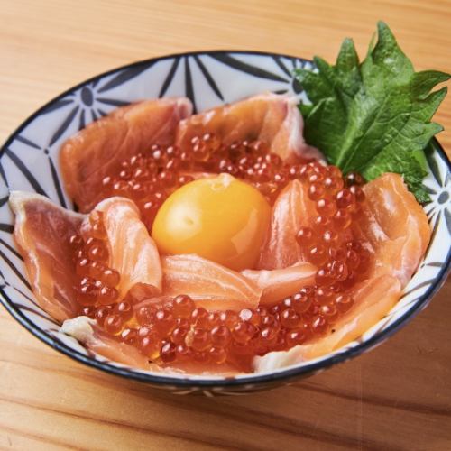 鮭魚 Ikura Yukhoe 特選