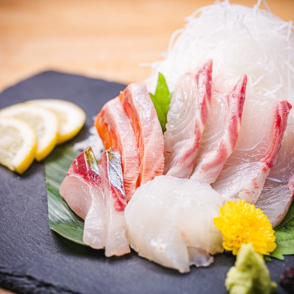 【鮮度抜群】高知・瀬戸内海から直送!珍しい魚が味わえる自慢の「お造り」