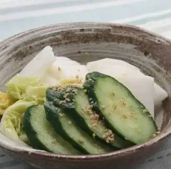 漬物盛り合わせ