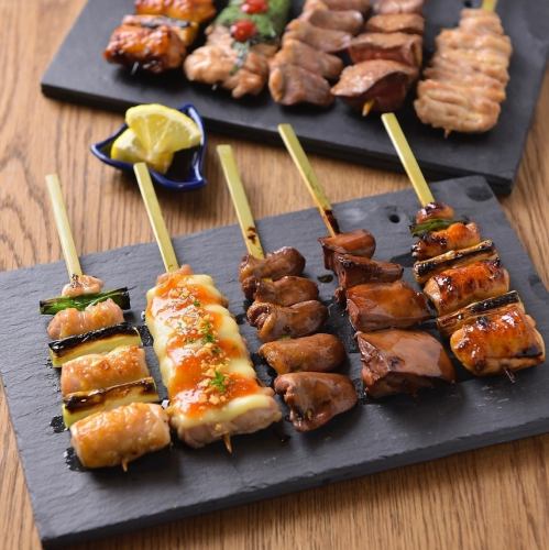 正宗烤雞肉串 180日圓起（含稅）