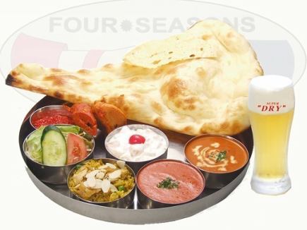 【2種類のカレーがたのしめる！】本格インド料理を味わえるデリーセット　1790円