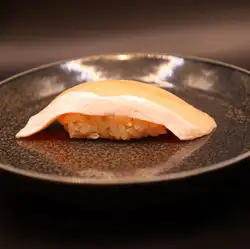 とろサーモン