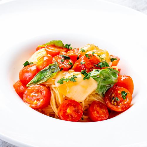 [Cold dish] Hokkaido Tokoro scallops and "pure sweet potato" cold spaghetti