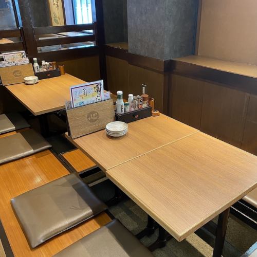Tatami room that can seat up to 30 people