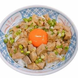 ハーフ肉飯丼