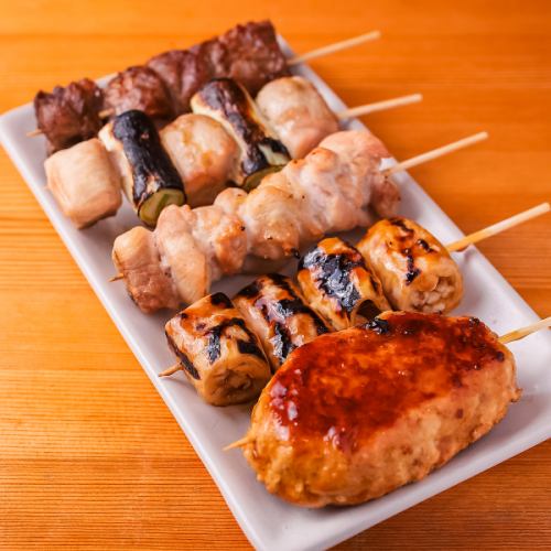 串もの名物「シロ・かしら・つくね」◆タレor塩orおまかせ