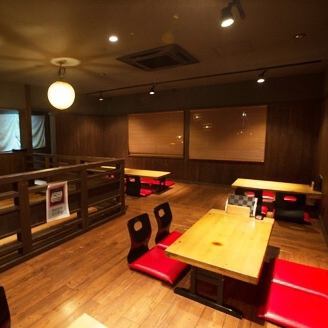 [Equipped from private rooms to large rooms] There are various types of seats including private rooms for 4 people.By partitioning with bamboo blinds, it becomes a private space.In addition, the 2nd floor is equipped with a large tatami room that can hold private banquets for up to 26 people.