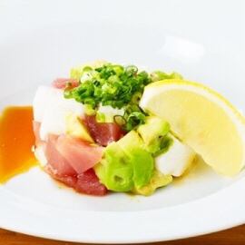 Tuna and avocado yukhoe