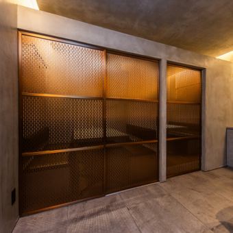 【貸切】大人数でのご利用におすすめです◎モダンな空間を独り占めして、非日常をお楽しみいただけますよ!