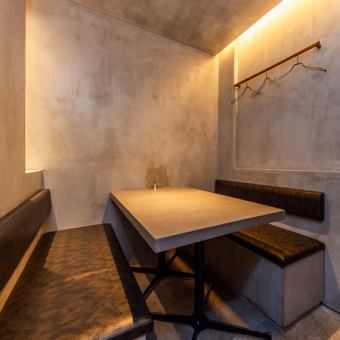 【半個室】4名様用の半個室が2部屋完備。大切な人やご家族とのお食事にぴったりです◎コースを3種類、3500円(税込)からご用意しています。