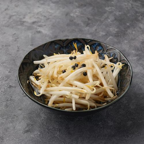 おでん　山盛りもやし