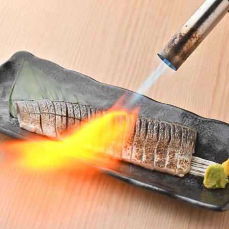 脂の乗った〆鯖の炙り