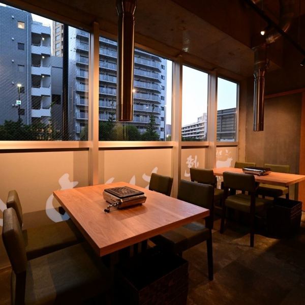 ◆中目黒駅より徒歩5分◆ 当店は、中目黒駅から徒歩約5分の好立地にございます。目黒川のすぐ近くの落ち着いた雰囲気が魅力です。スタイリッシュなインテリアと優しい照明が大人の時間を演出。当日のご予約や予約なしのご来店も歓迎しておりますので、思いついた時にふらりとご来店いただけるのも嬉しいポイントです。