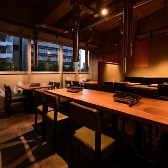 25～40名様にて、お店の貸切利用も承ります。お電話、または店頭にてご相談・ご予約を受け付けておりますので、お気軽にお問い合わせください。