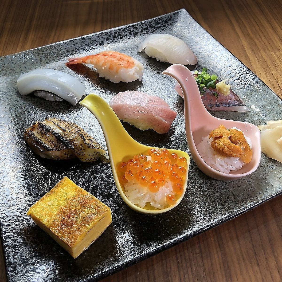 We offer nigiri sushi made with fresh seafood!