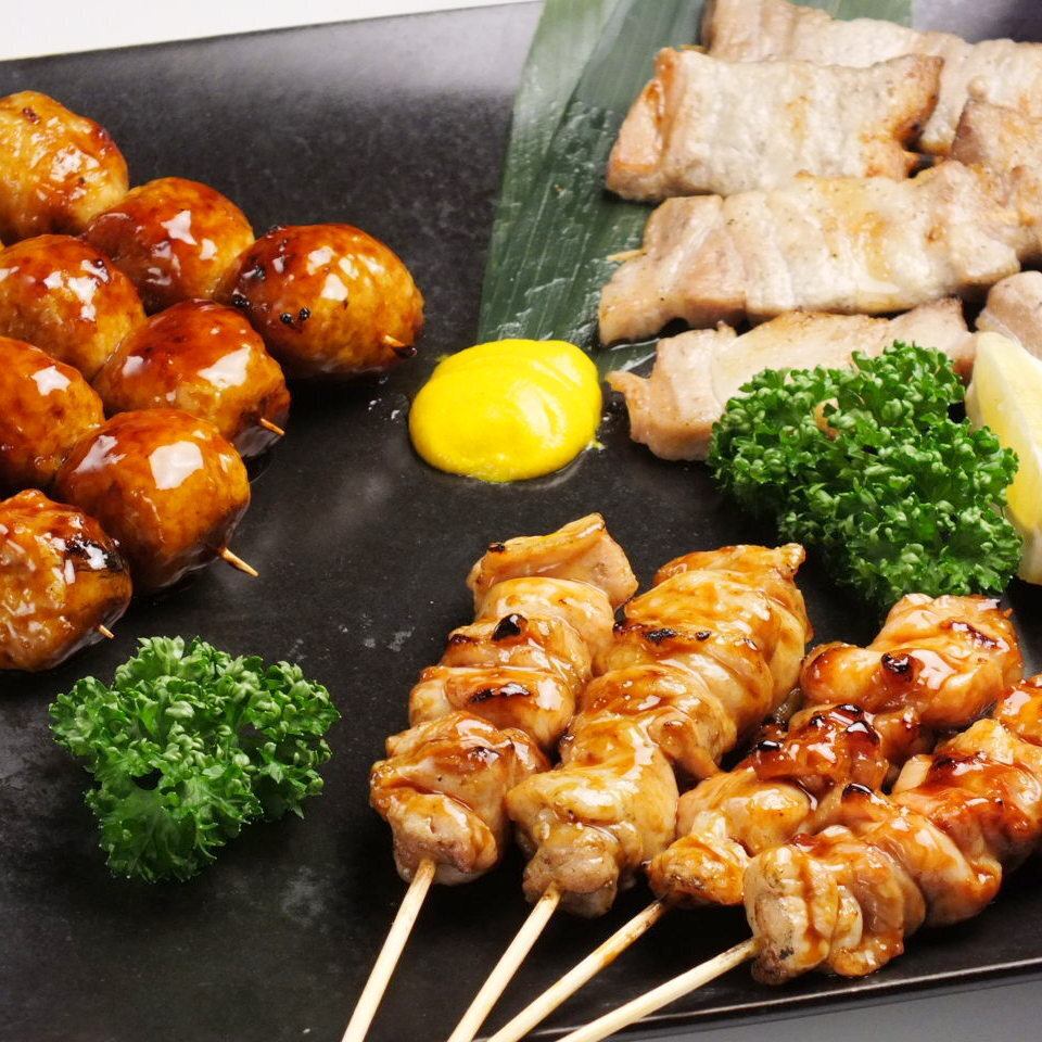 創業20年!!こだわりの伝統タレで焼きあげる焼き鳥が自慢です◎