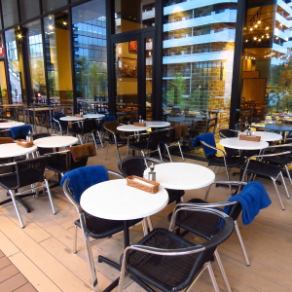 You can enjoy your meal while enjoying the open feeling on the terrace.It is a very popular seat for girls-only gatherings and moms-only gatherings ♪ Enjoy dishes that reproduce the authentic taste of Italy while bathing in the sunlight ★