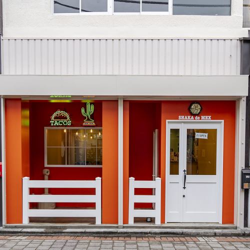 カジュアルな店内