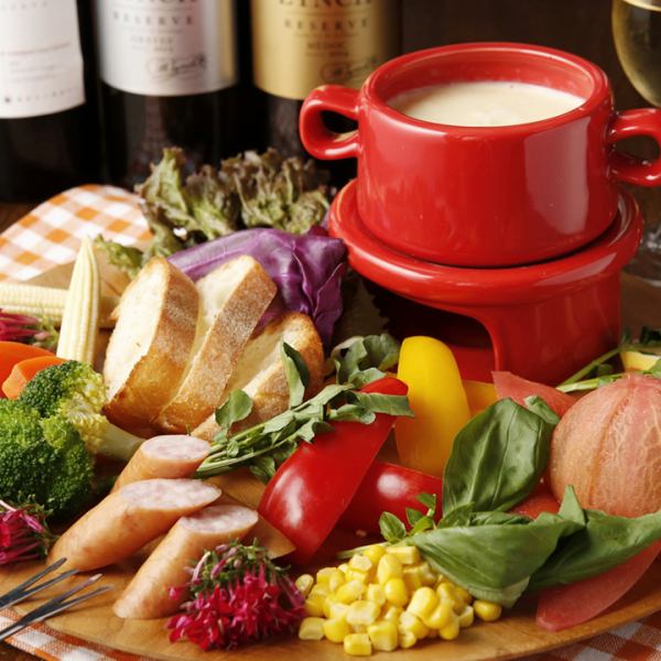 お肉料理は勿論、チーズメニューも豊富に取り揃えております