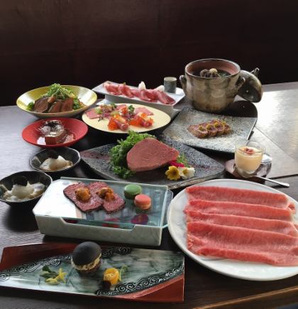 ワイン11種含む2時間飲み放題付き“肉料理”巌流島コース