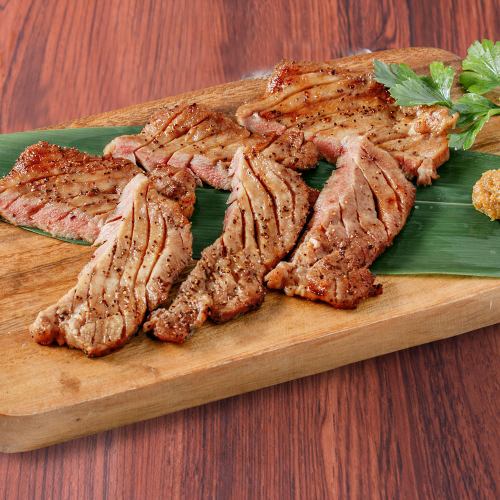 두꺼운 쇠고기 3 장 6 개