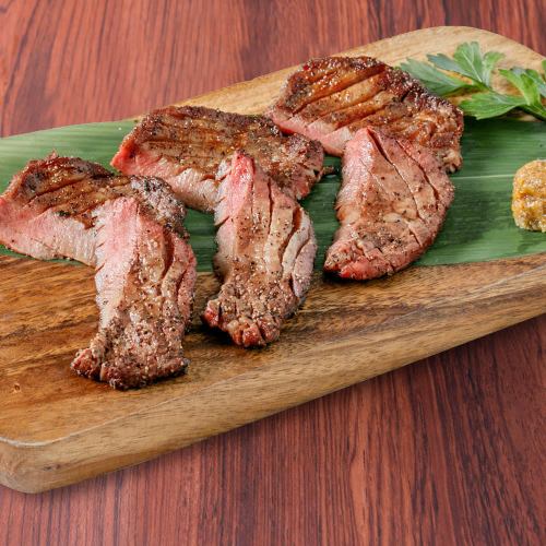 霜降り牛たん弁当