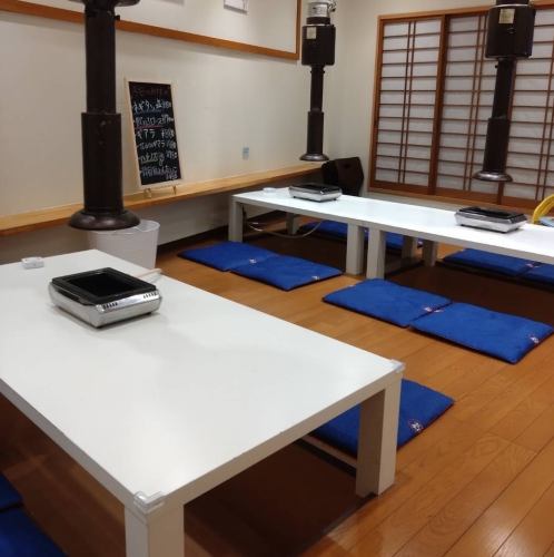 在下沉式被炉座位上放松身心