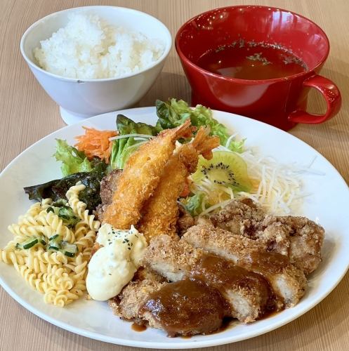 Mixed fry plate with choice of dessert