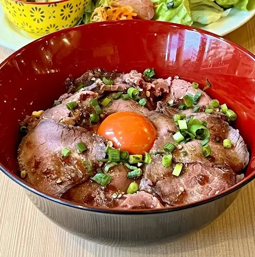 【美味♪】烤牛肉飯午餐