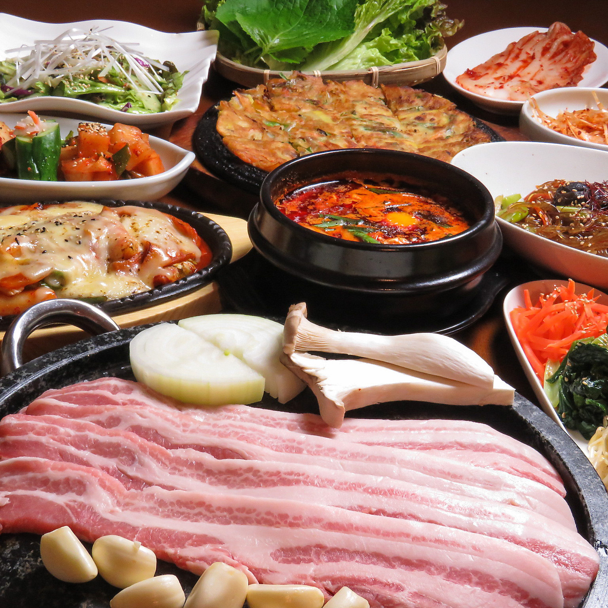 韓国料理専門店 月の壺 公式