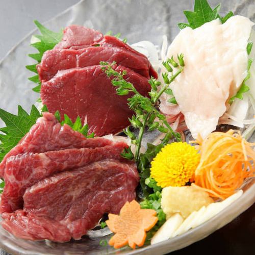 馬刺し三種盛り 