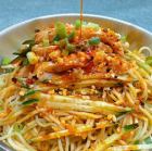 川味雞絲和涼面