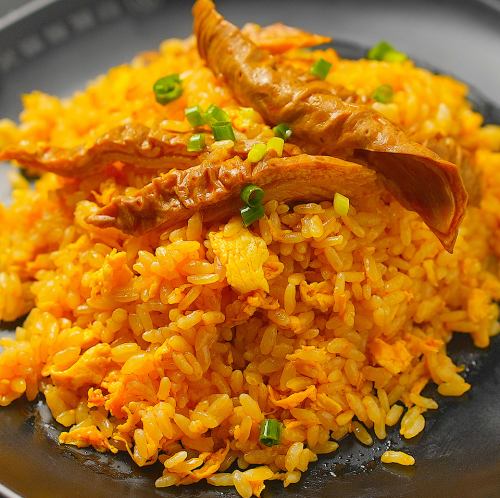 ホルモン四川風チャーハン