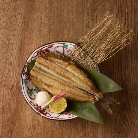 北海道・羅臼産 トロホッケの炭火焼き