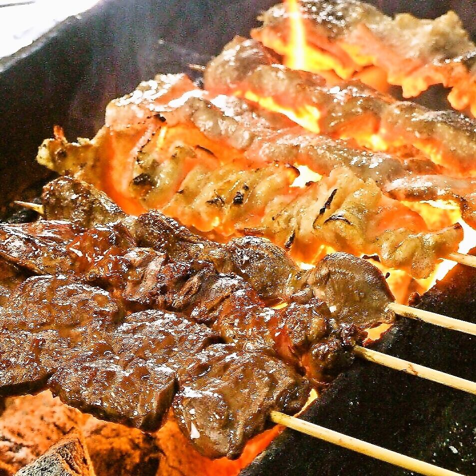 The most popular is yakitori ☆ I put it in a special sauce ♪ Yakitori is at our shop!