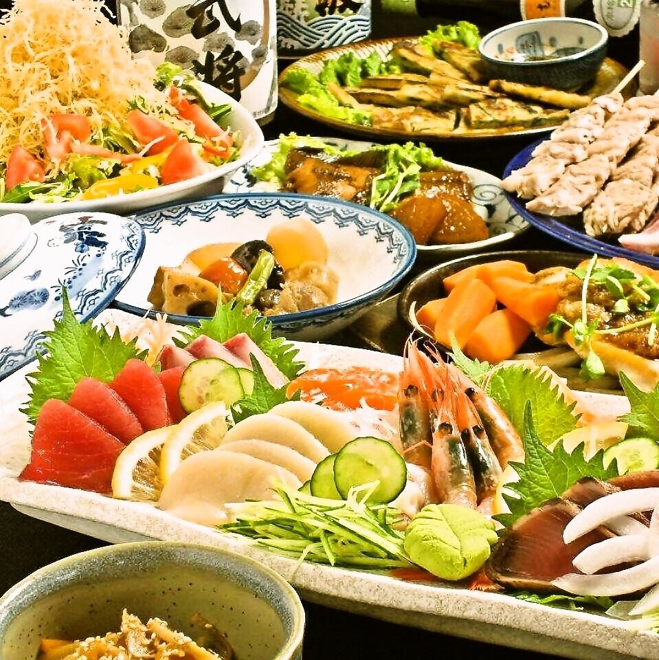 【適合各種宴會】2小時無限暢飲+當地雞肉和馬肉生魚片套餐5,300日元～