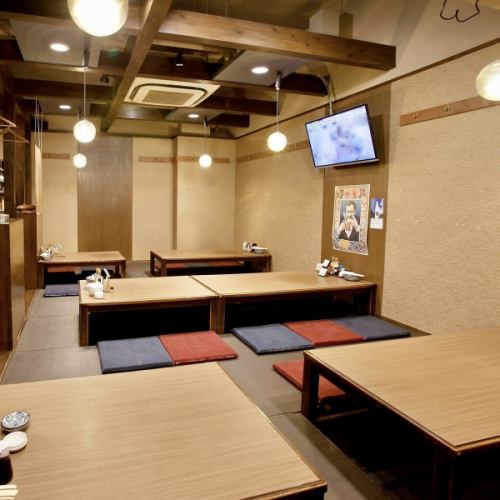 [Can be used for various occasions such as dates, girls-only gatherings, large banquets, etc.] There are table seats that can be used by 30 people to a maximum of 36 people! I'll guide you.Please enjoy delicious food and sake at an izakaya with good access, a 5-minute walk from the north exit of Tenjin Station.